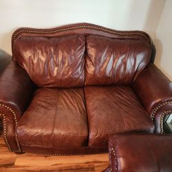Feaux Leather Livingroom Set