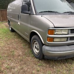 2002 Chevrolet Express Cargo