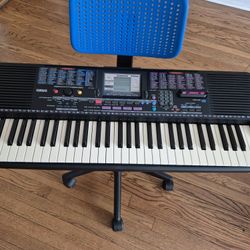 Retro Piano Yamaha  Clean