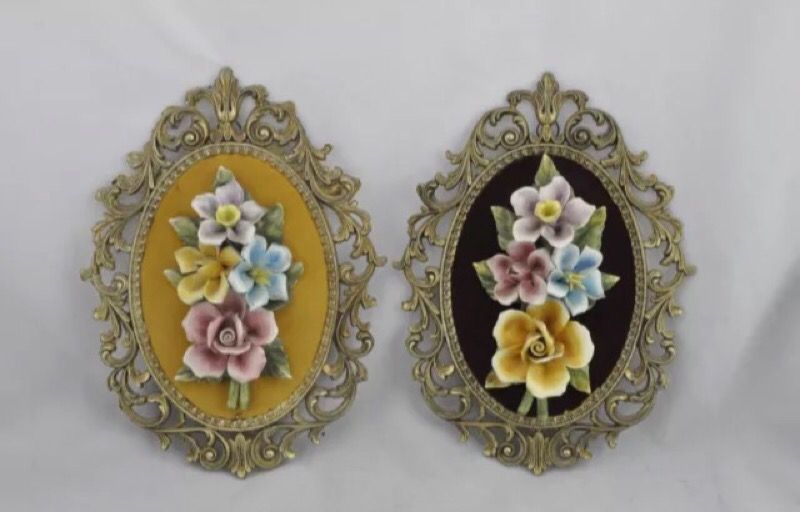 Antique Velvet Wall Decor W. Porcelain 3D Flowers Gi.mar Firenze Italia