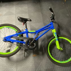 Boys MOTR Bike