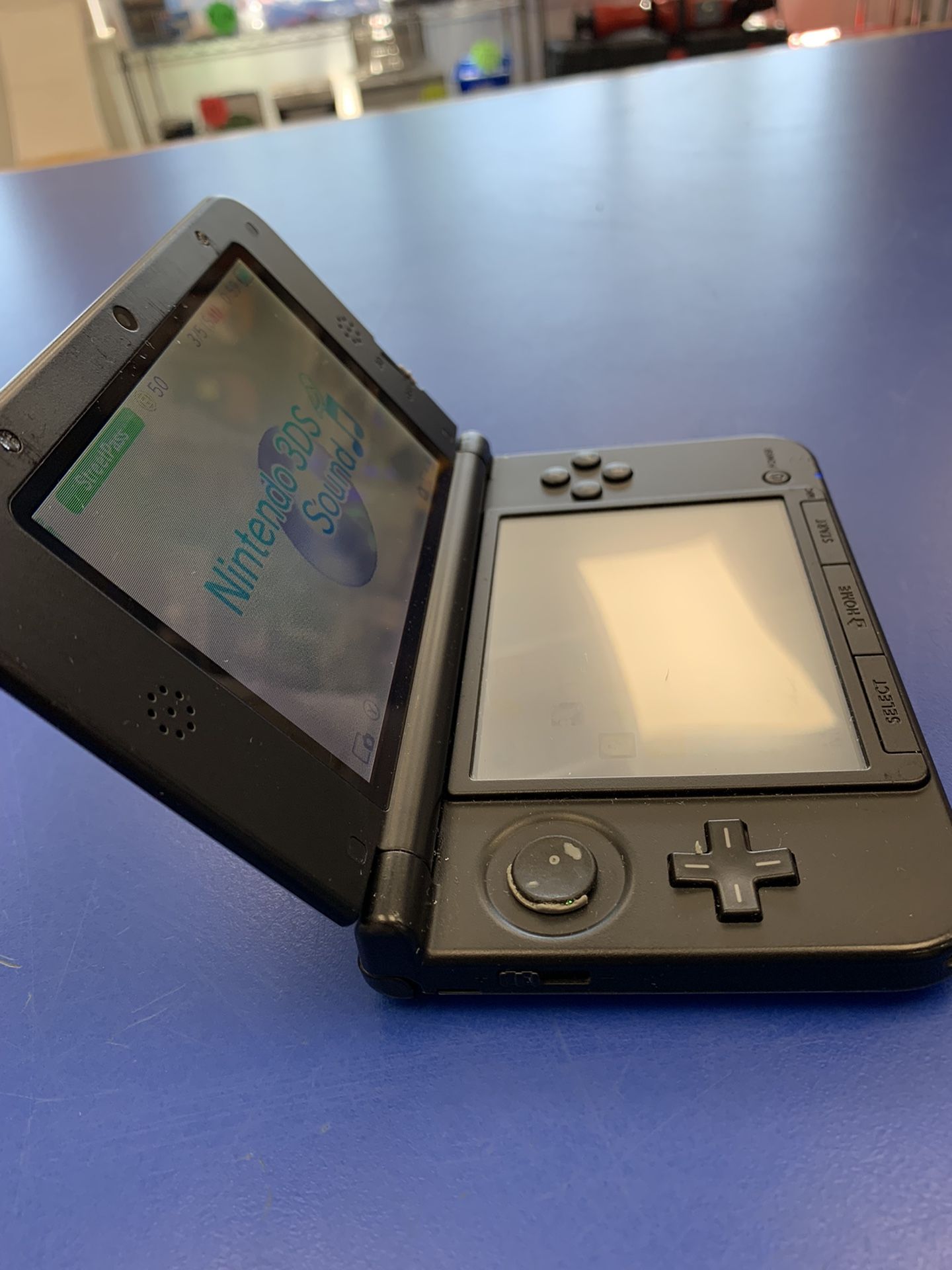 Nintendo 3DS XL