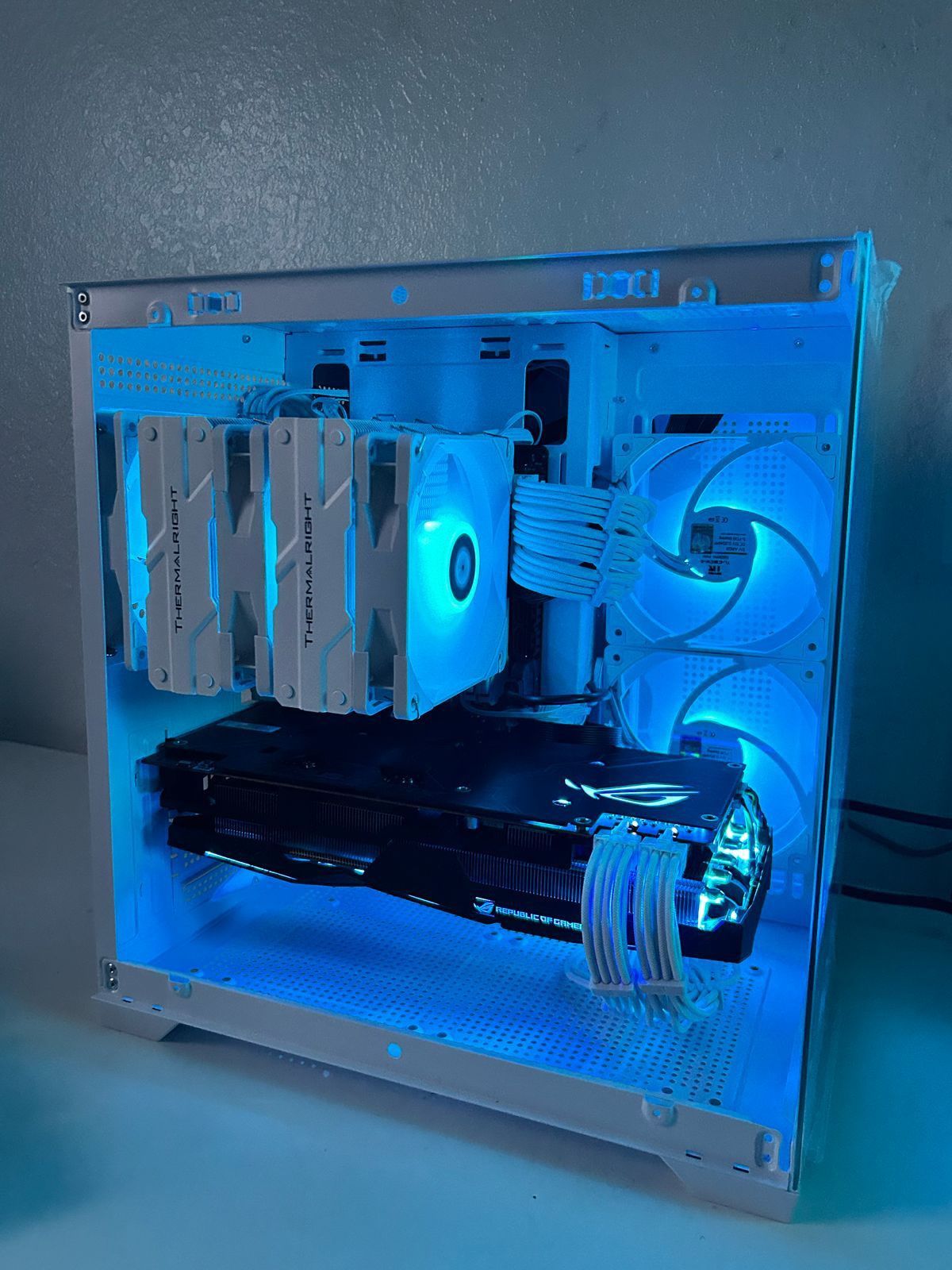 Gaming PC Ryzen 5800X ROG STRIX RX 5700 XT 32GB RAM