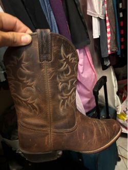 Cowboy boots women