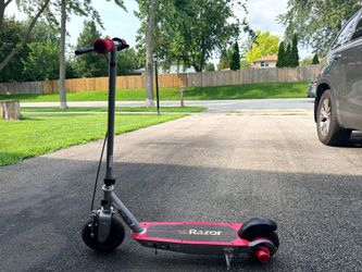 Razor Black Label Electric Scooter - Red/Gray