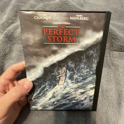 MOVIE. The Perfect Storm ft. Mark Wahlberg and George Clooney
