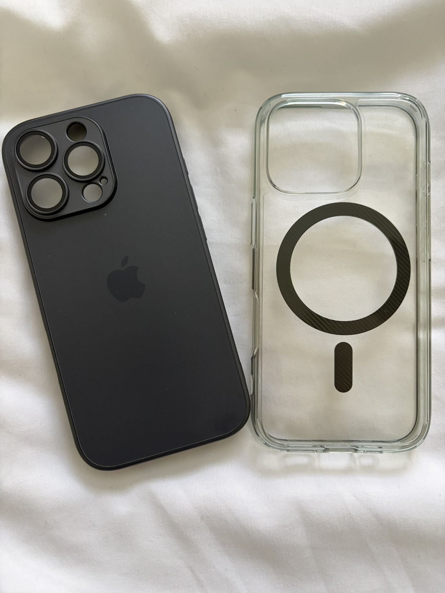 TWO - iPhone 16 Pro Cases 6.3”