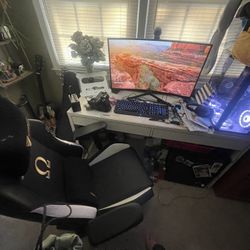 Entire Gaming PC Set Up