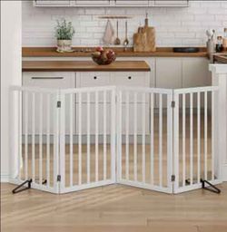 New in box 32"H by 74"L 4 Panel Freestanding Dog Pet Gate