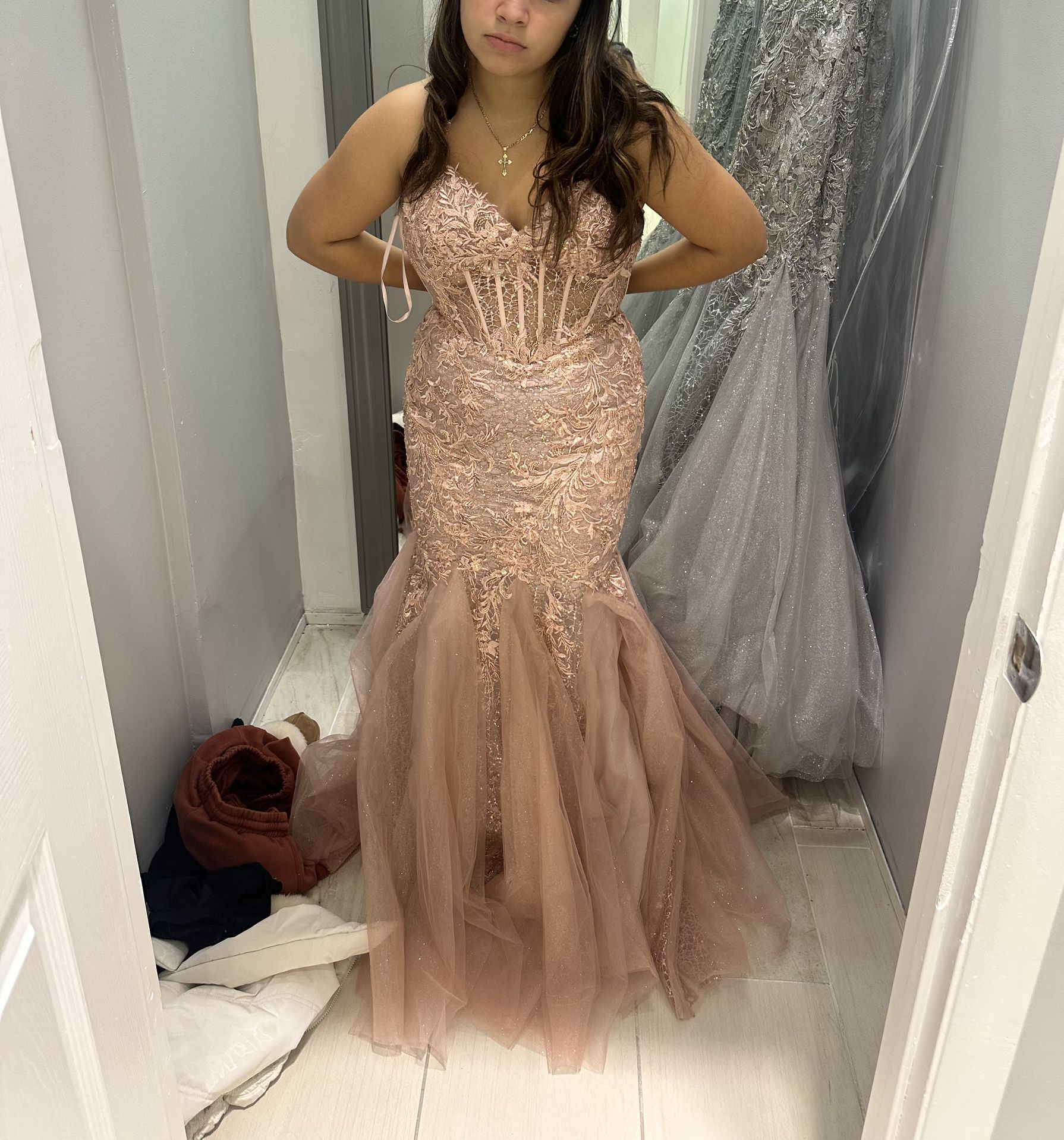 Prom/ Sweet 16 dress only tried on 
