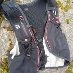 Solomon Hydration Vest  Adv Skin 3 12L 