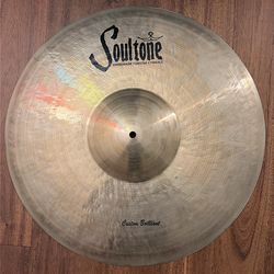 Soultone 22 inch Custom Brillian mega bell ride