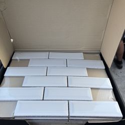 Backsplash/Tile