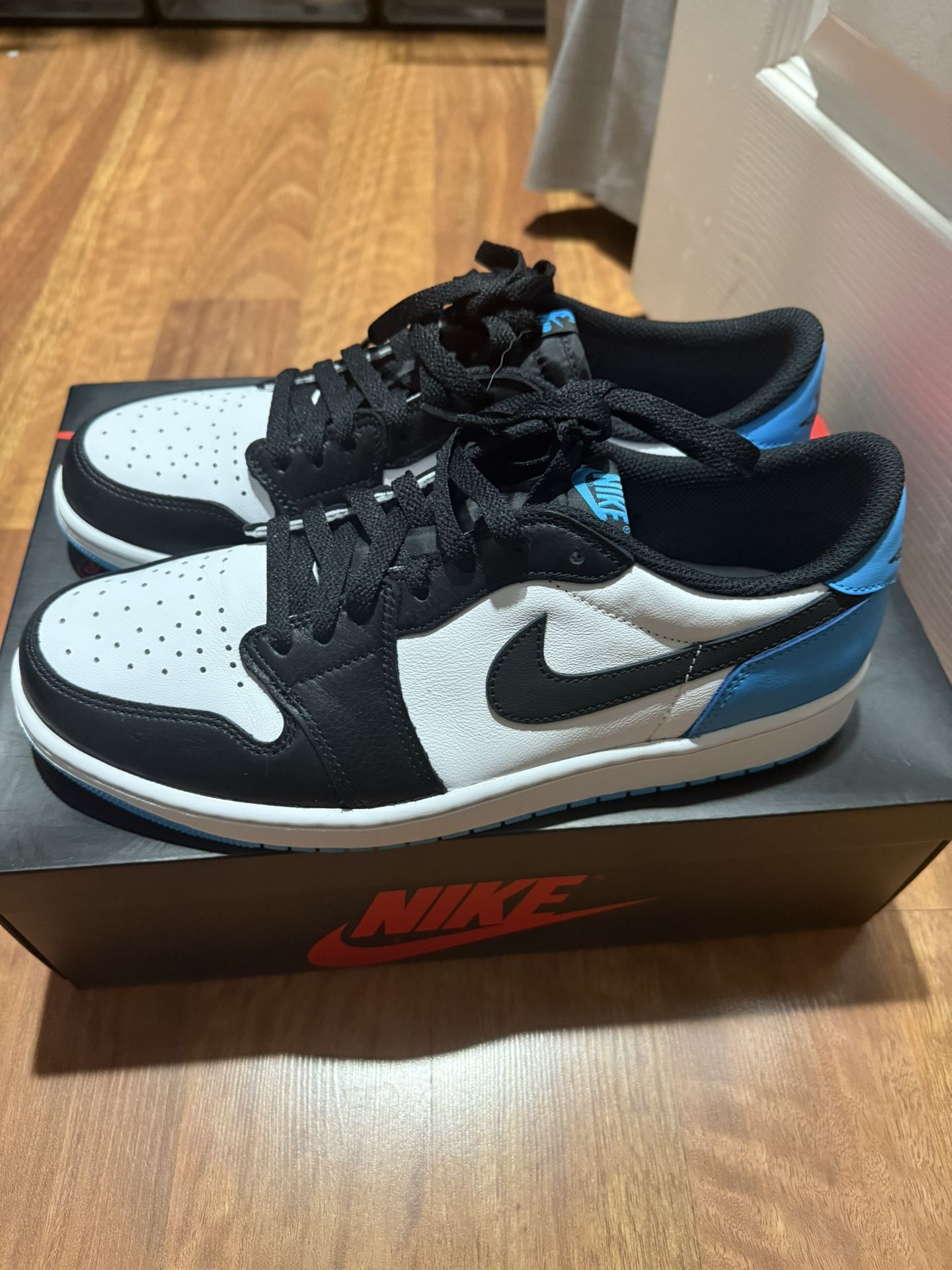 Jordan 1 Low Powder Blue