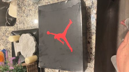 MENS 9.5 AIR JORDAN 7 RETRO 'CARDINAL'