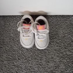 Kids Nike Sneaker Size 5C