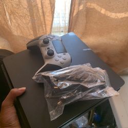 Fully Working Ps4 With Cords And Controller 