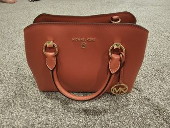 Micheal Kors Purse