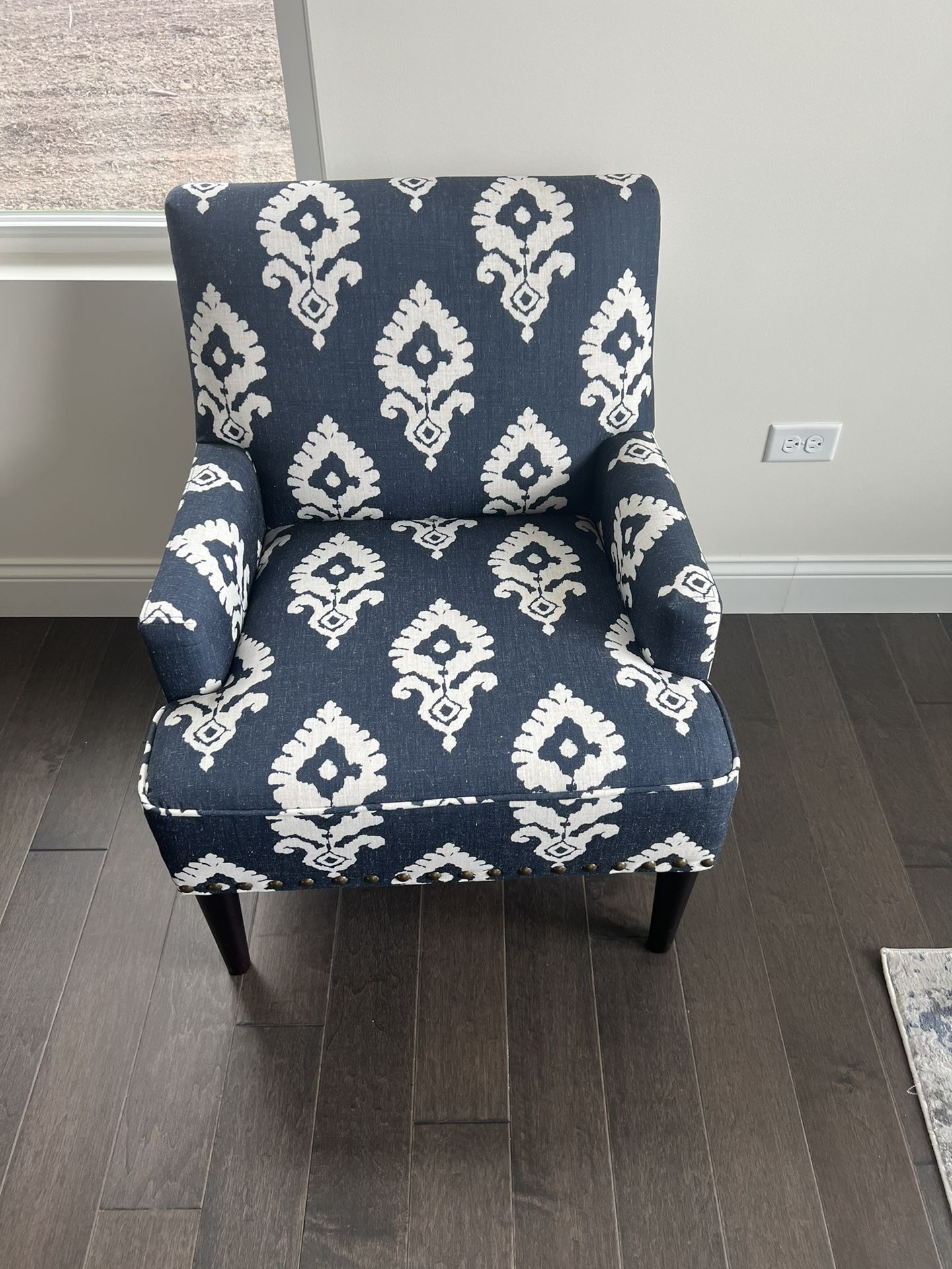 Decorative Accent Chair; Pier 1 Imports