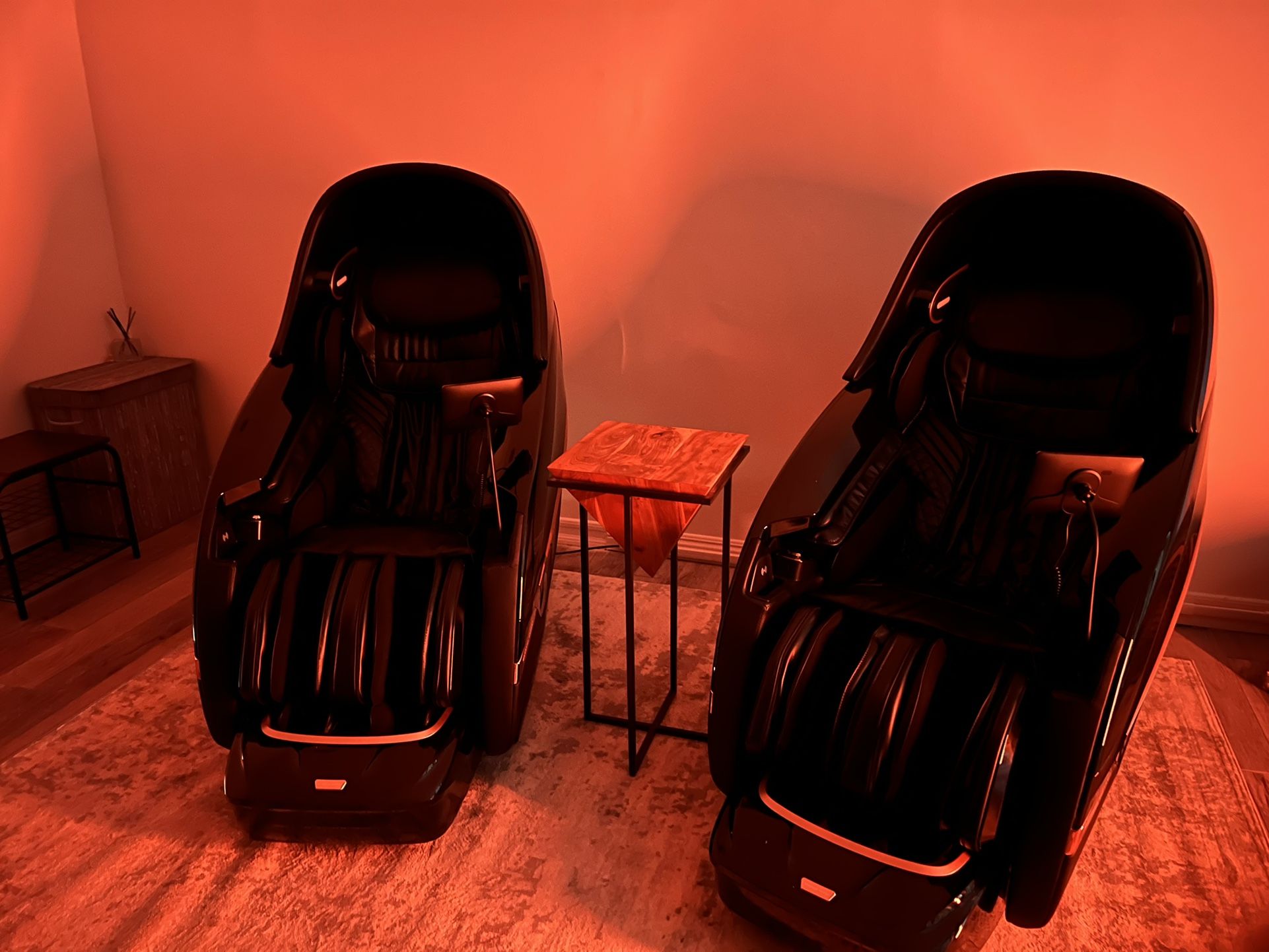 4D AntiGravity Medical Grade Massage Chair for Sale in West Hollywood