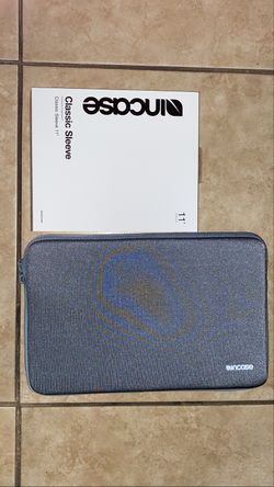 Incase 11’ Laptop Sleeve