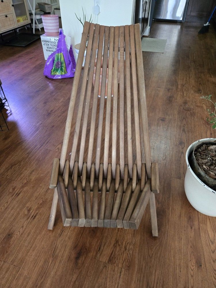 Clever Made/foldable/solid wood chair