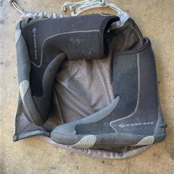 Dive Boots