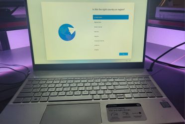 HP Pavilion 14" Laptop 8th Gen Core i5-8250U SATA Windows 11
8GB RAM 1TB STG