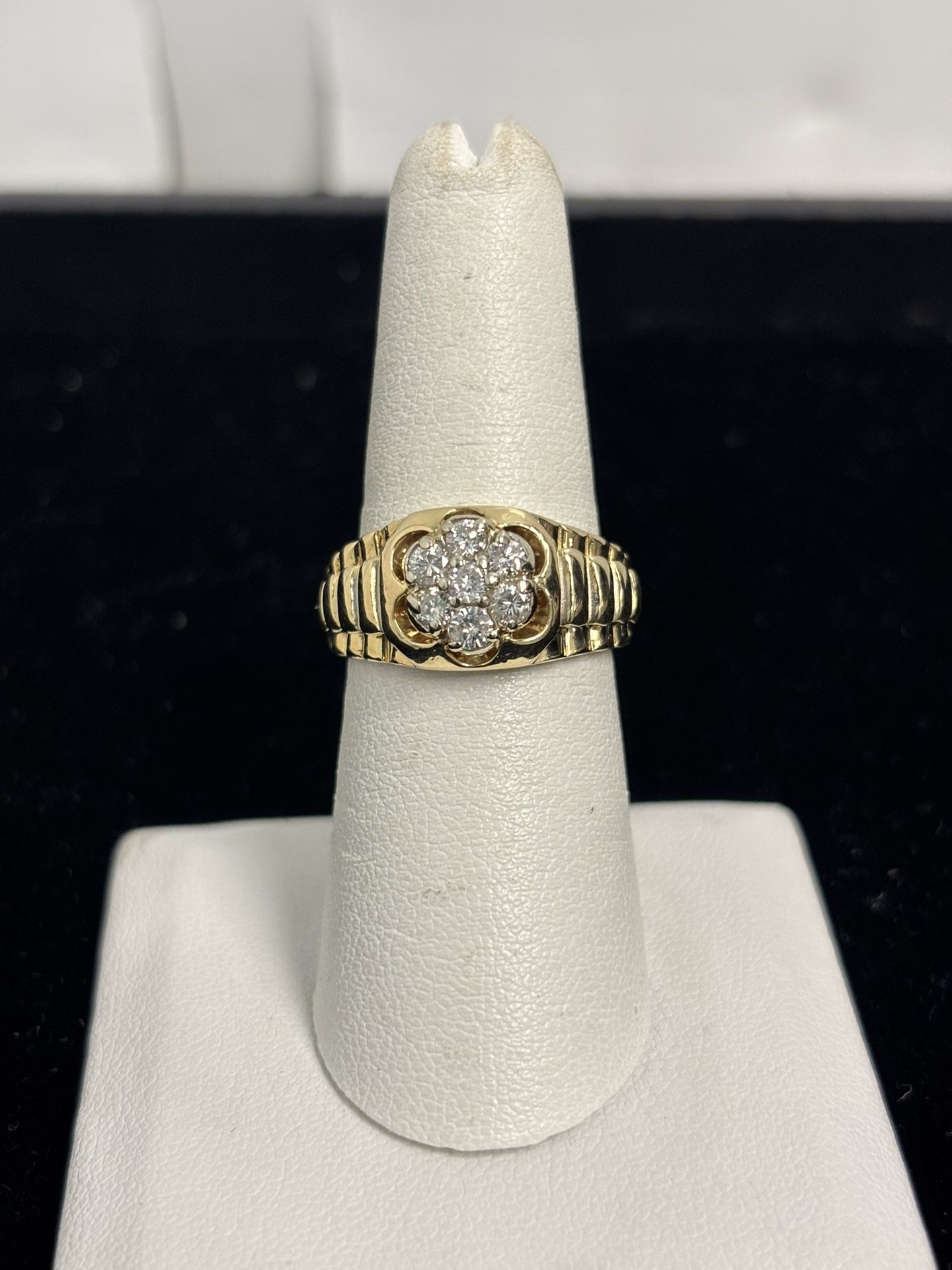 14KT Yellow Gold .60 Ct TW Diamond Cluster Ring
