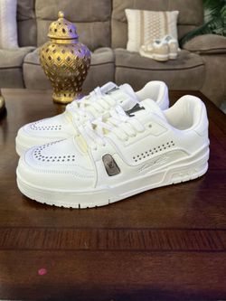 New LV Mens shoes