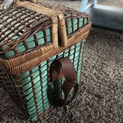 50-70s Picnic Basket 