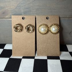 Vintage Gold Tone Stud Earring Set