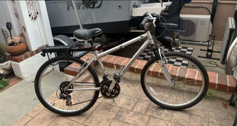 Diamondback mountain bike