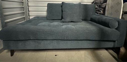 Chaise Couch