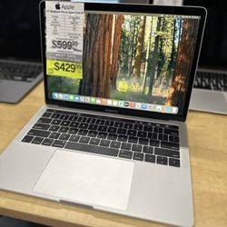 🚨HUGE SALES AT BEST DEAL IN TOWN 13" MACBOOK PRO RETINA TOUCH BAR 1.4 I5 8GB RAM 128SSD 2019