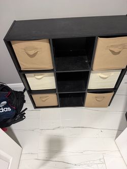 Small little cabinet $25