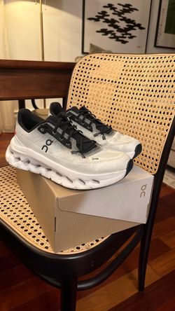 On cloud women shoes