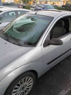 Ford focus 2001 zx3 hatchback