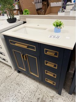 Bathroom cabinet