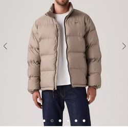 Levi's men's beige puffer jacket size 2XL new
