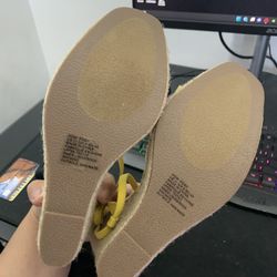 Size 11 W  Wedges
