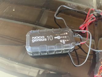 Battery Trickle Charger 