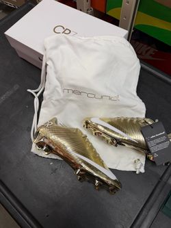 Cristiano Ronaldo x Nike Mercurial Superfly 1 RGN “Metallic Gold Star”  size tag is ripped off.