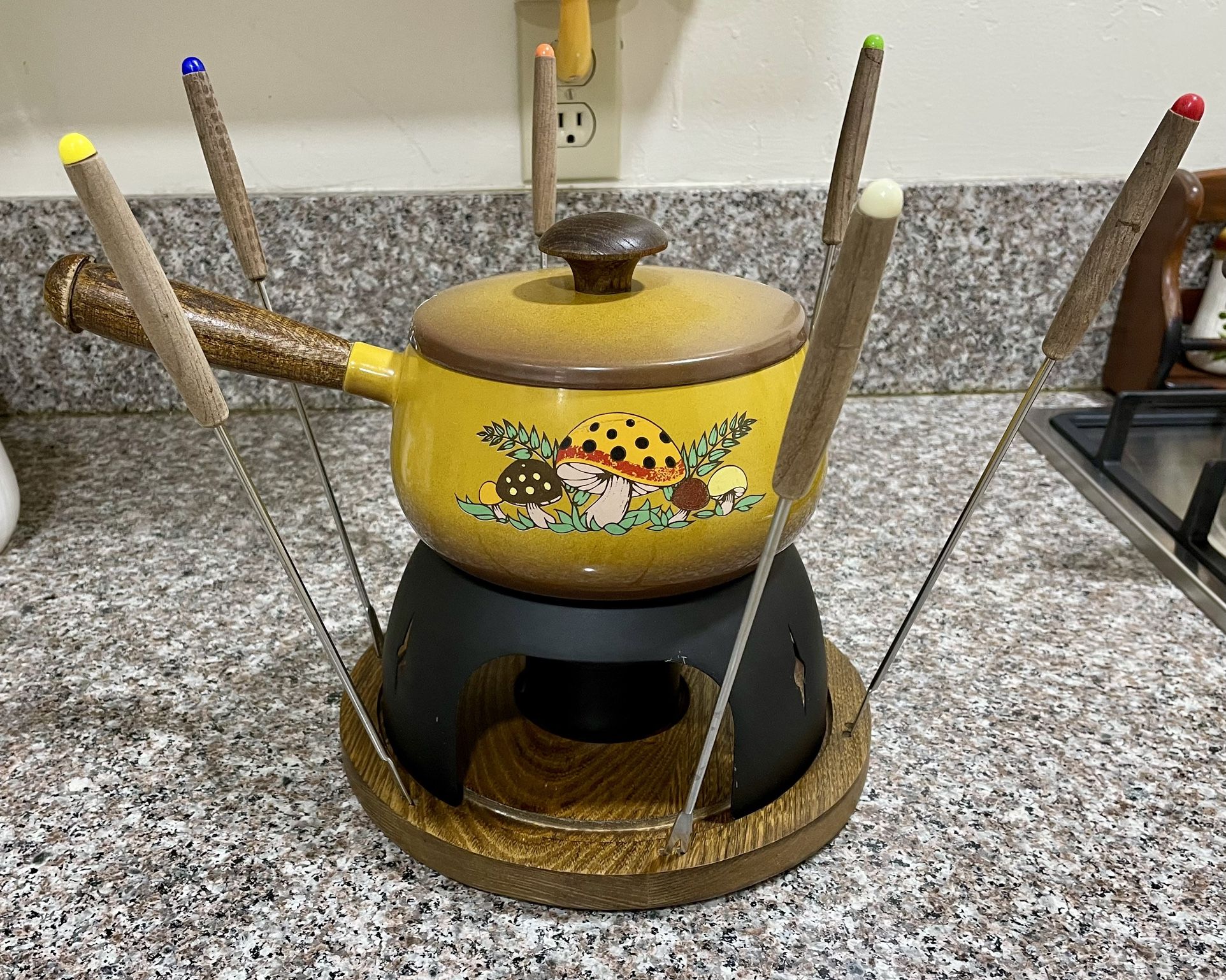 Merry Mushroom Fondue Set Complete Set