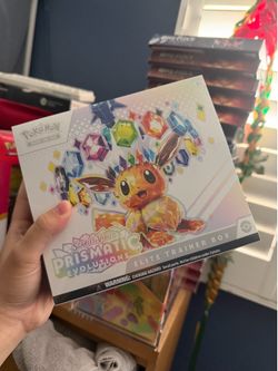Prismatic evolutions elite trainer box