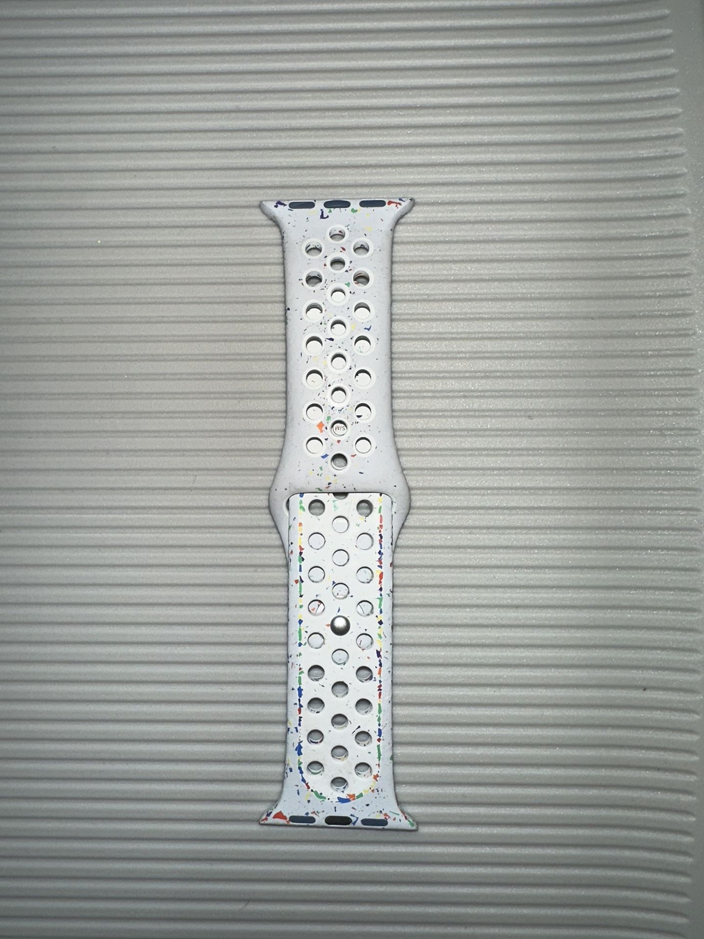 NIKE APPLE WATCH WRISTBAND