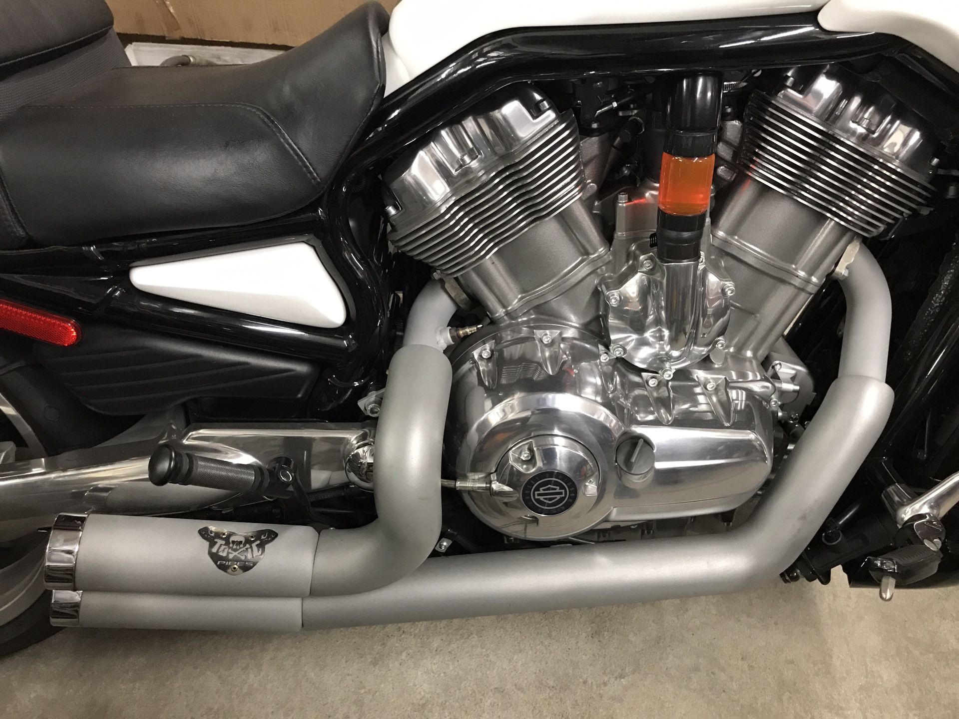 Toxic Pipes Mystro Exhaust for Harley-Davidson V-Rod