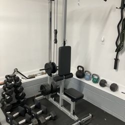 Valor Fitness Cable machine