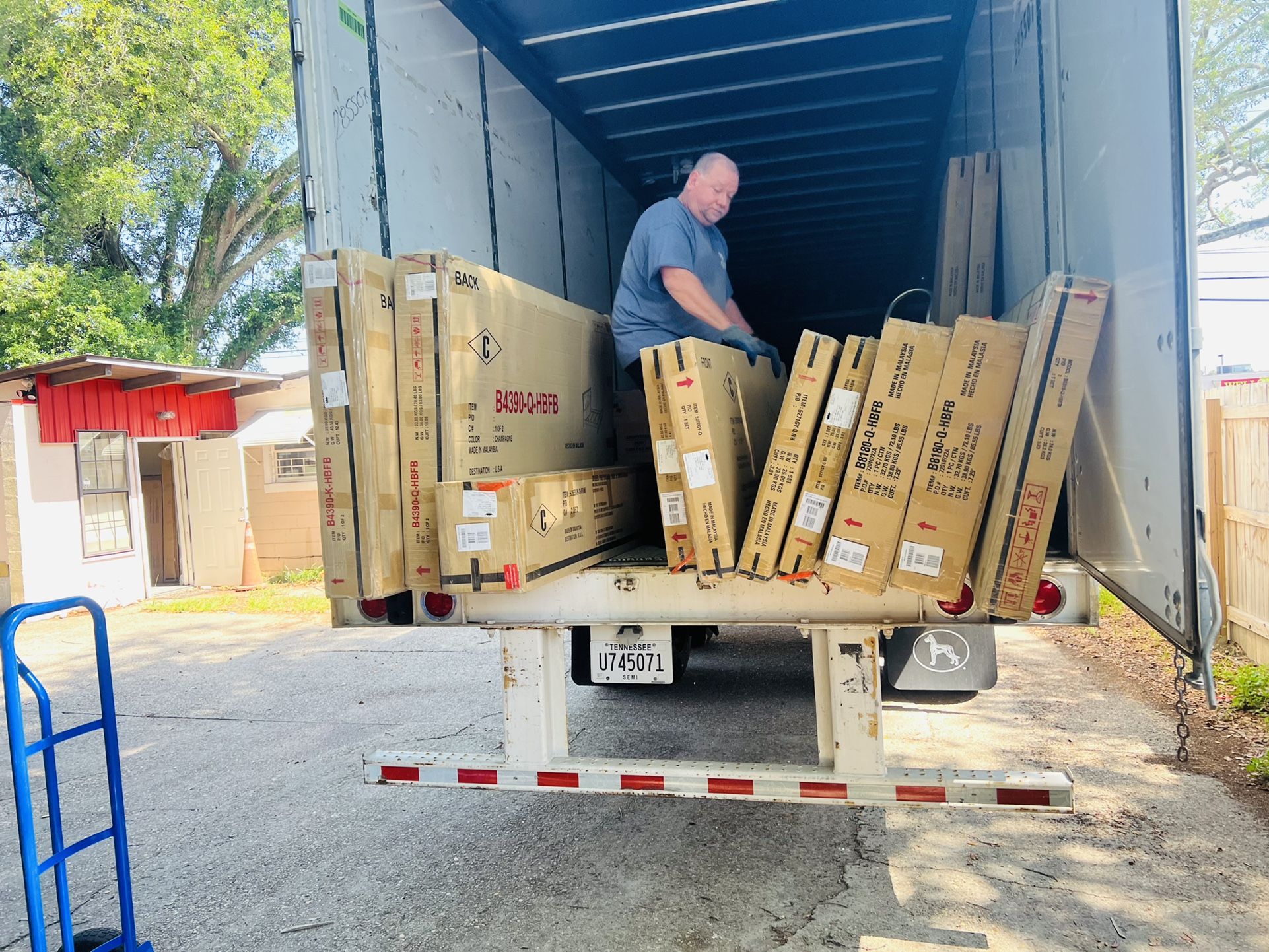 Brand New Bed Frames In Stock - Twin, Full, Queen, King **Financing & Delivery