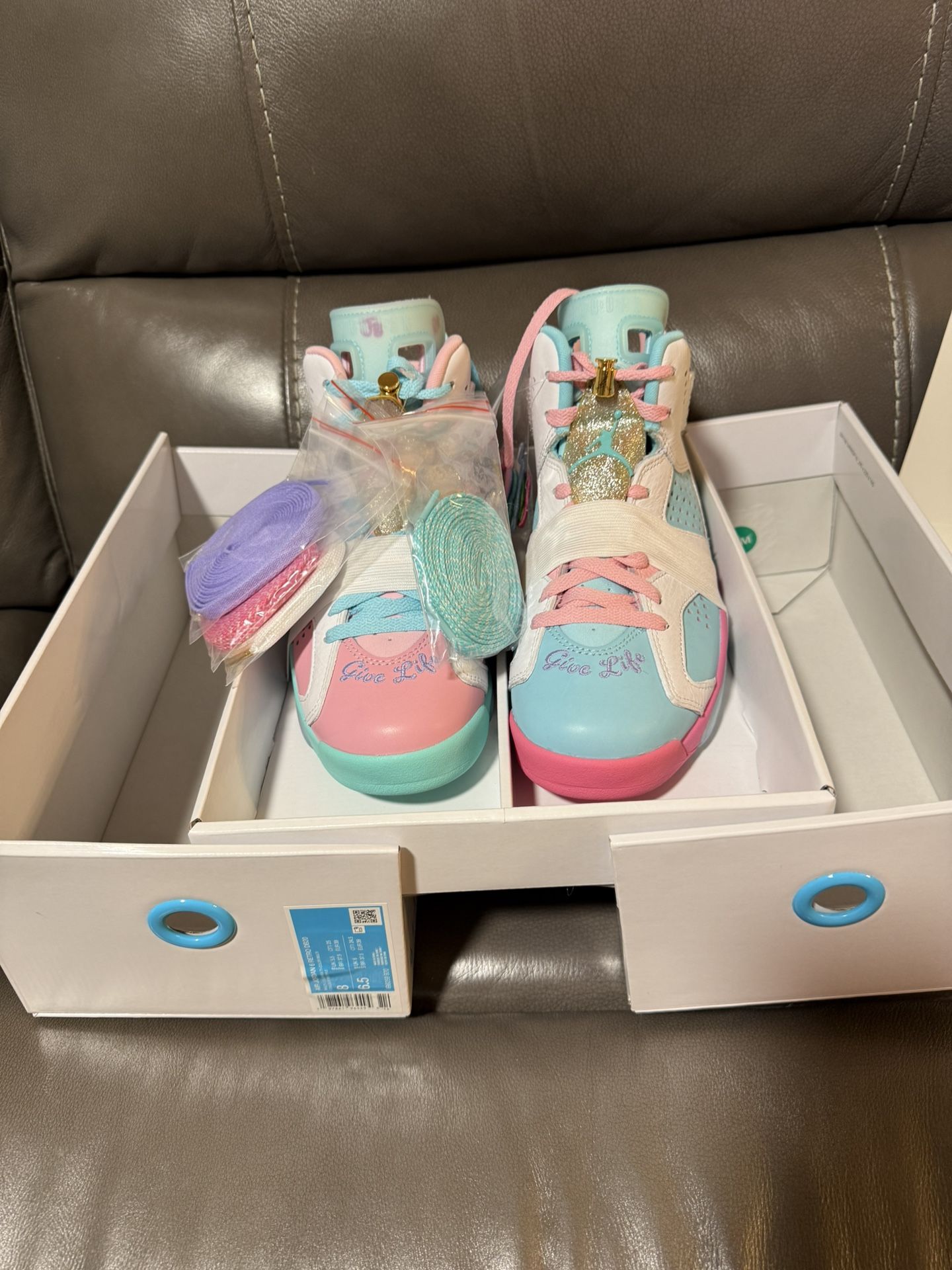 New In Box! Air Jordan 6 Retro x Doernbecher Freestyle "Jillian" Women's Shoes Size 8